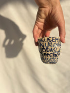 vaso 'todas las emociones son pasajeras'